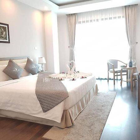 The Pilgrim Hotel Hanoi Buitenkant foto